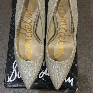 Sam Edelman Hazel pointed toe pump gold mesh Heel